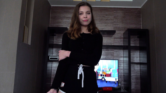 Проспорила подругам, что сможет снять свой анал с братом