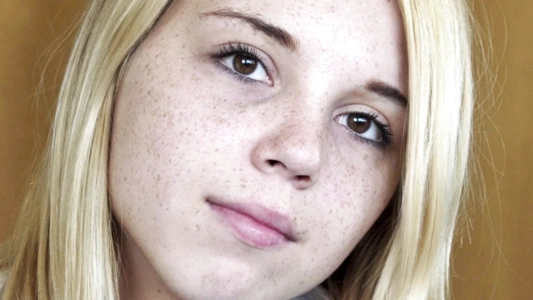 Кареглазая скромняшка приехала на Пьер Вудман кастинг - первый раз!