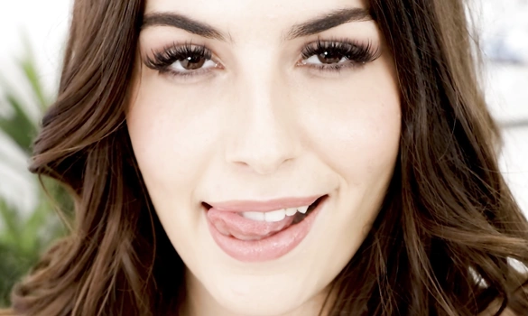 Анальный секс с супер милфой и сквирт с ней - пока не получит оргазм