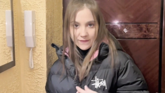 Моя девушка уже уехала, а подруга пришла на анал