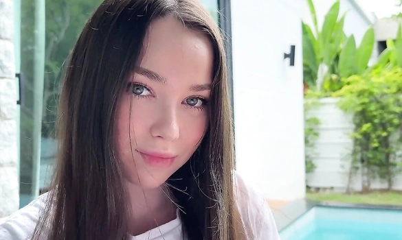 Приехал с девушкой на курорт, отдыхает и занимается сексом