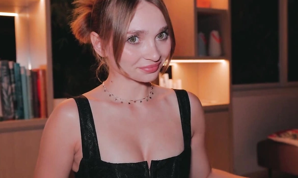 Гадание на картах закончились сексом с красоткой