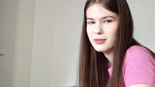 Сама соблазнила парня на приятный секс