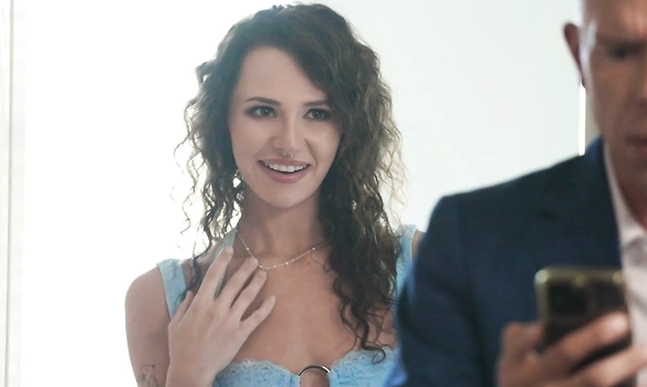 Студентка закончила колледж и решила хорошо потрахаться